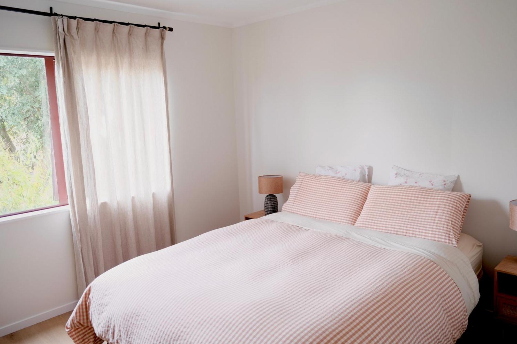 A Cabin With A Big View, Comfort And Tranquility, Close To Vines Martinborough Luaran gambar